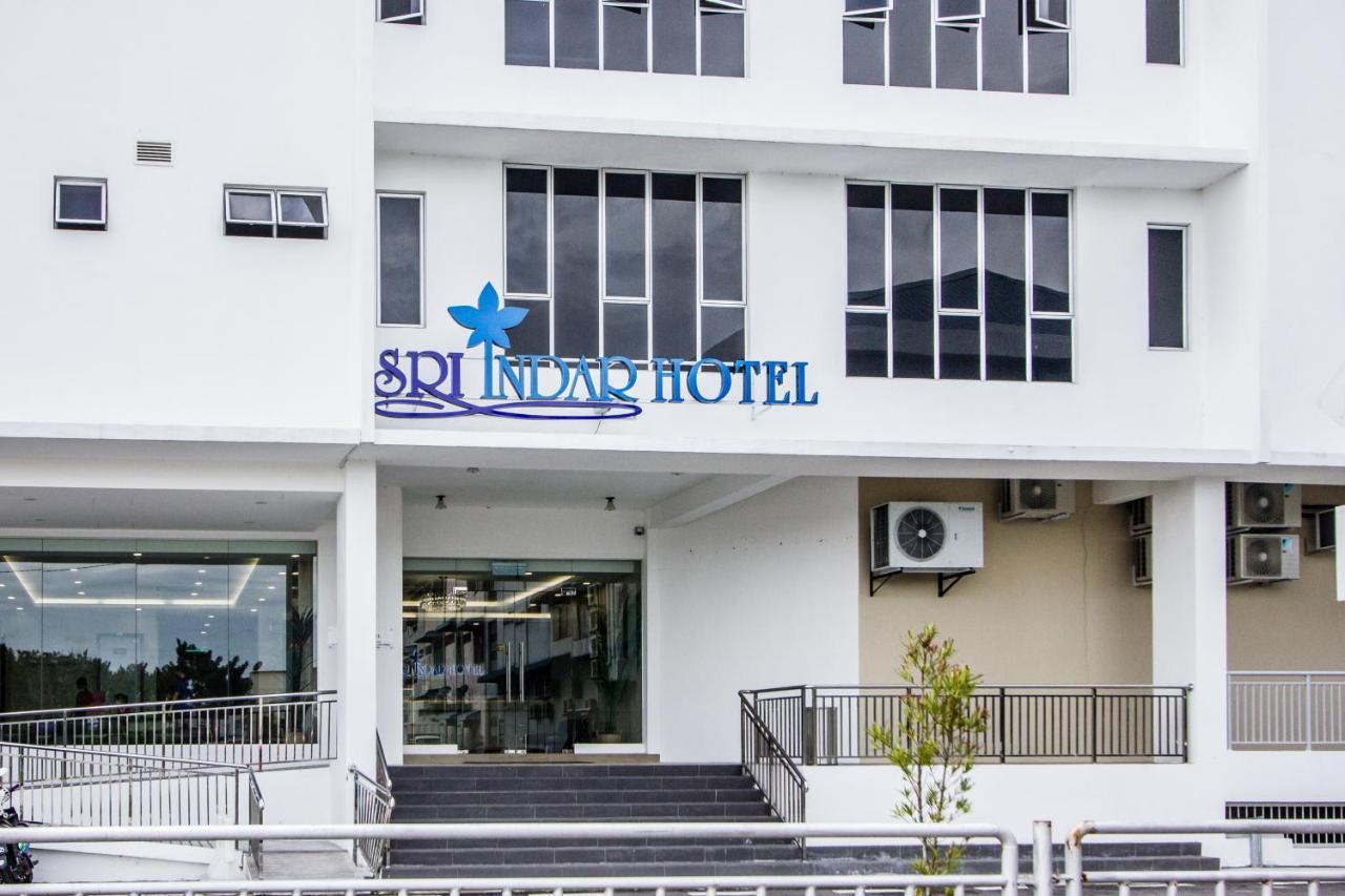 Sri Indar Hotel & Suites Parit Buntar Exteriör bild