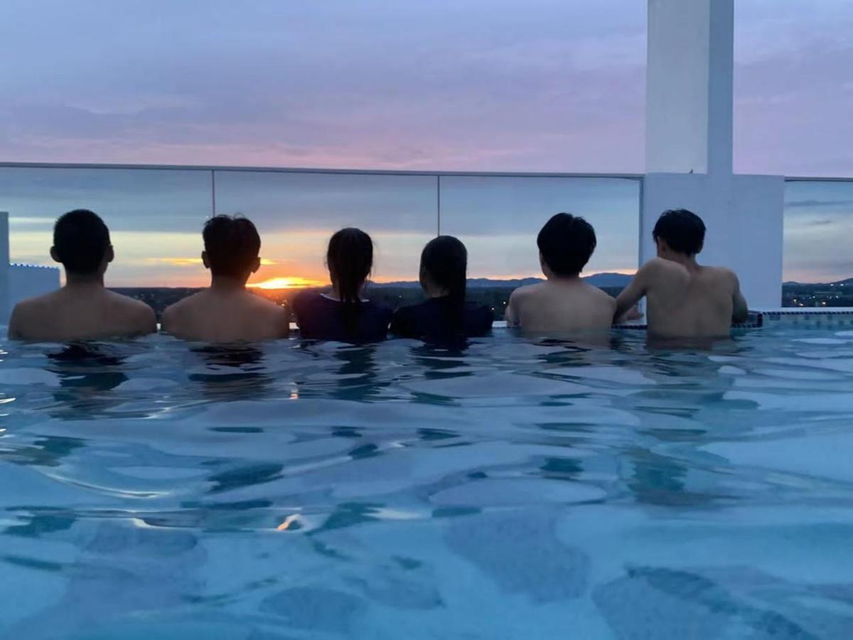 Sri Indar Hotel & Suites Parit Buntar Exteriör bild